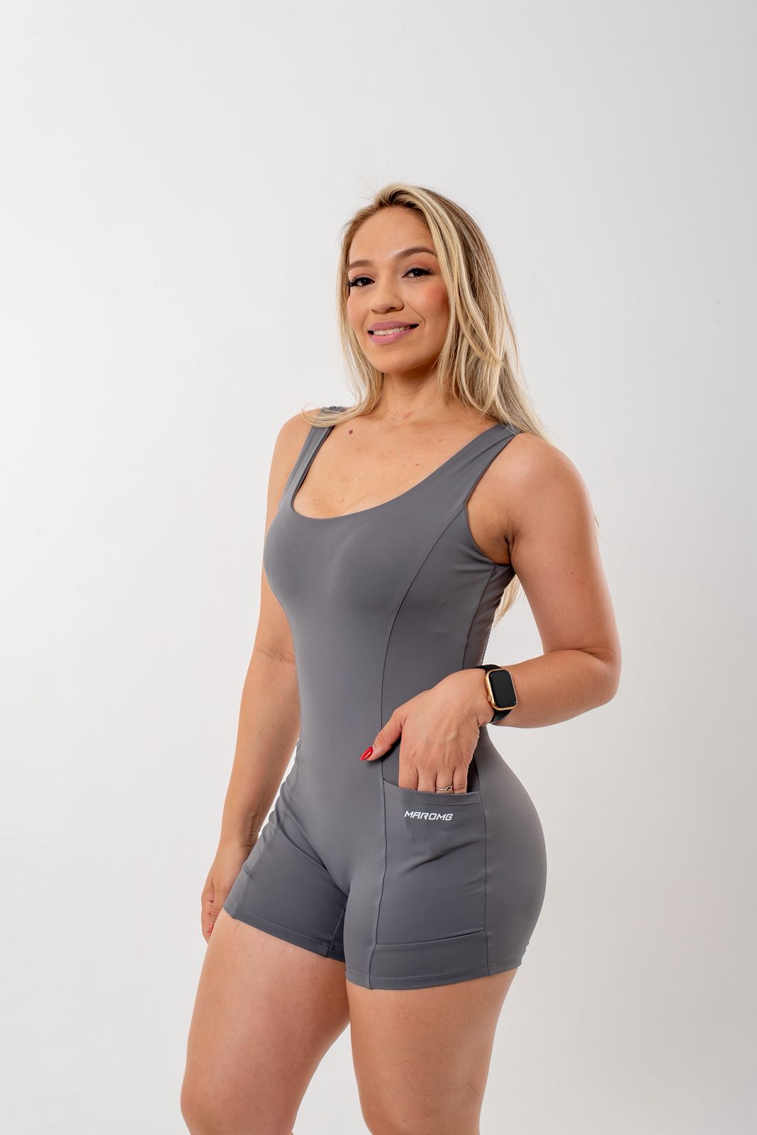 Macacão Jumpsuit Curto Cinza